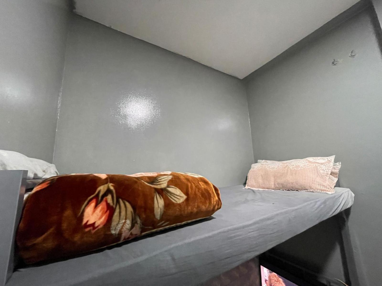 Capsule Bed Hotel Dubai Exterior photo